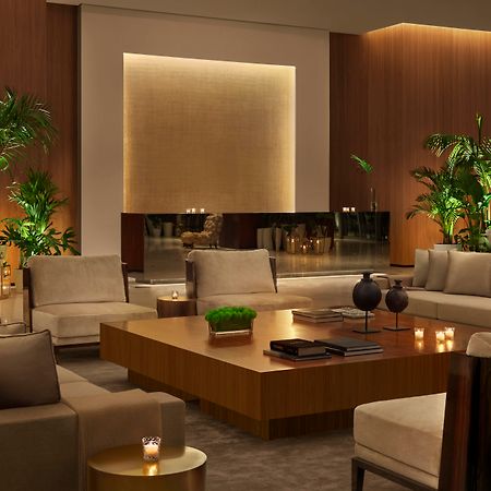 The Abu Dhabi Edition Exterior photo The lobby of the Mandarin Oriental, Tokyo