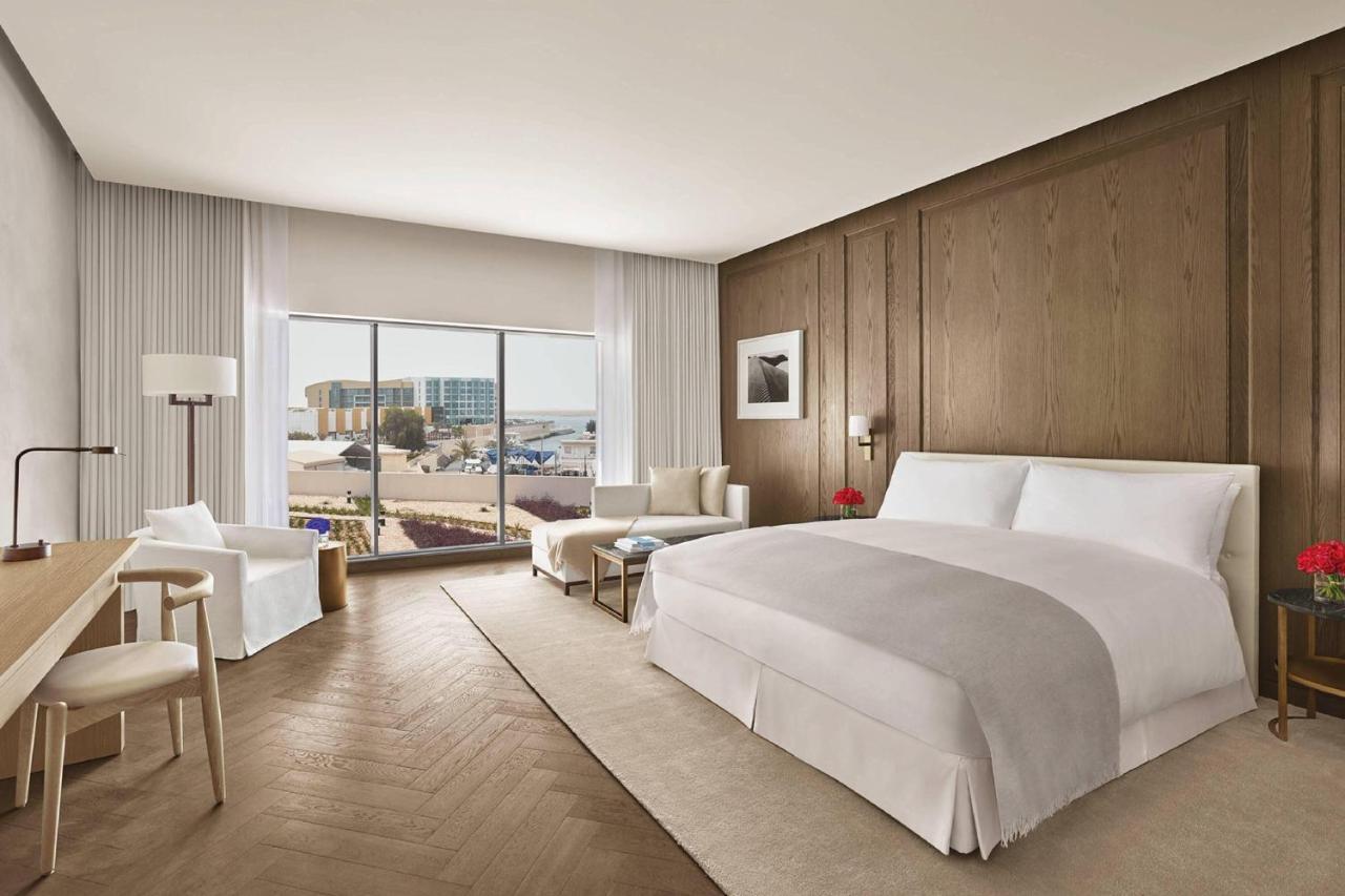 The Abu Dhabi Edition Exterior photo A guest room at The Edition