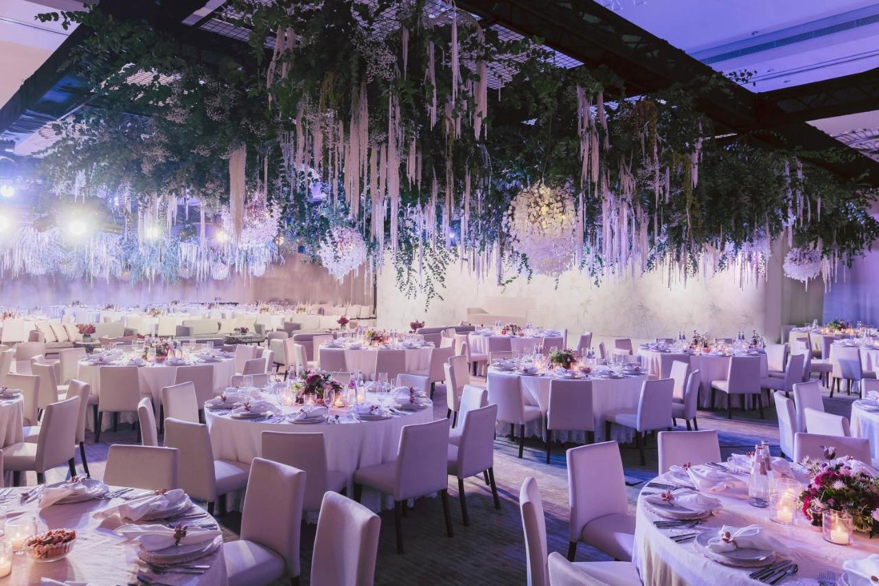 The Abu Dhabi Edition Exterior photo The ballroom at the Four Seasons Hotel