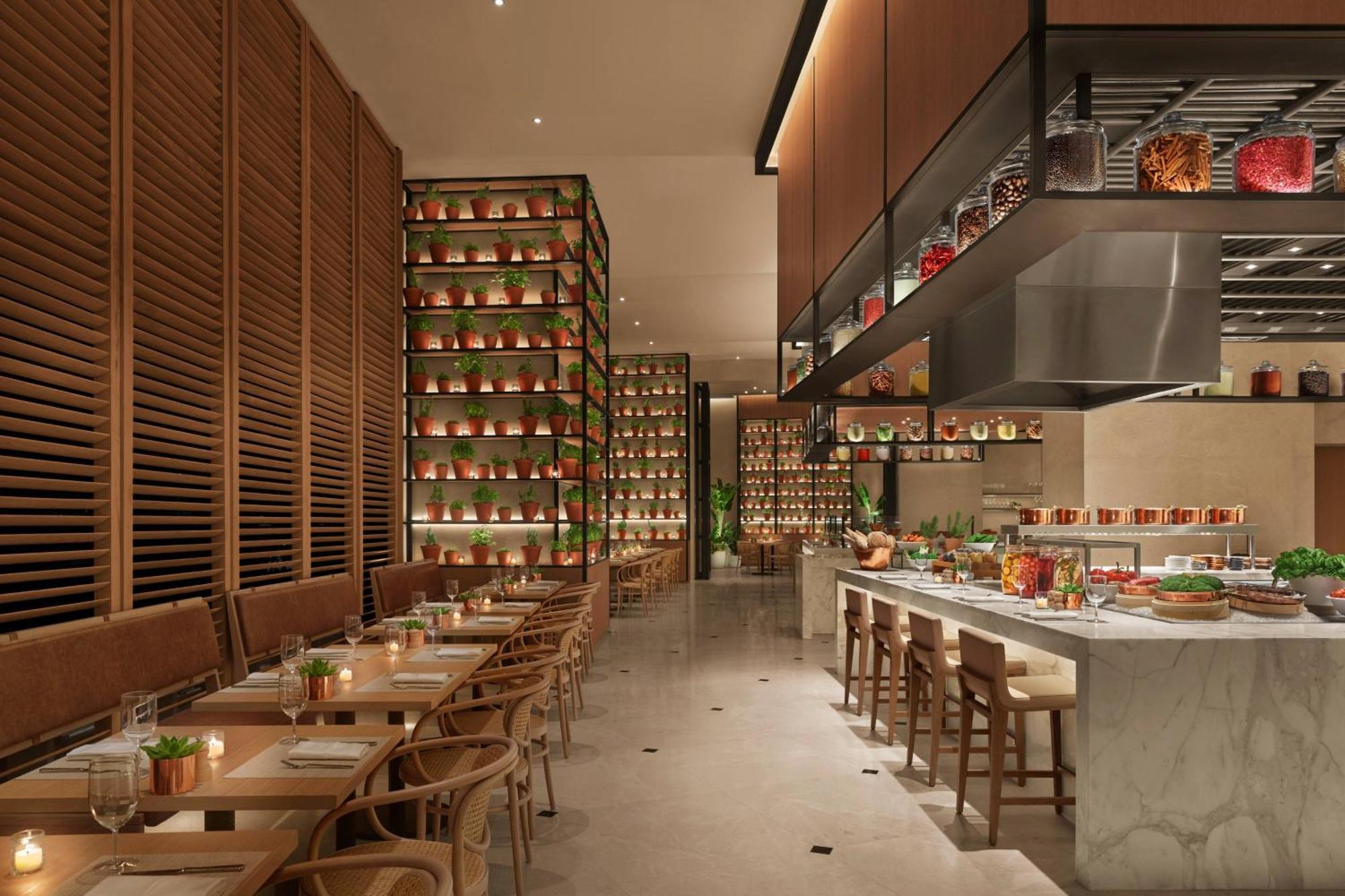 The Abu Dhabi Edition Exterior photo The interior of the restaurant