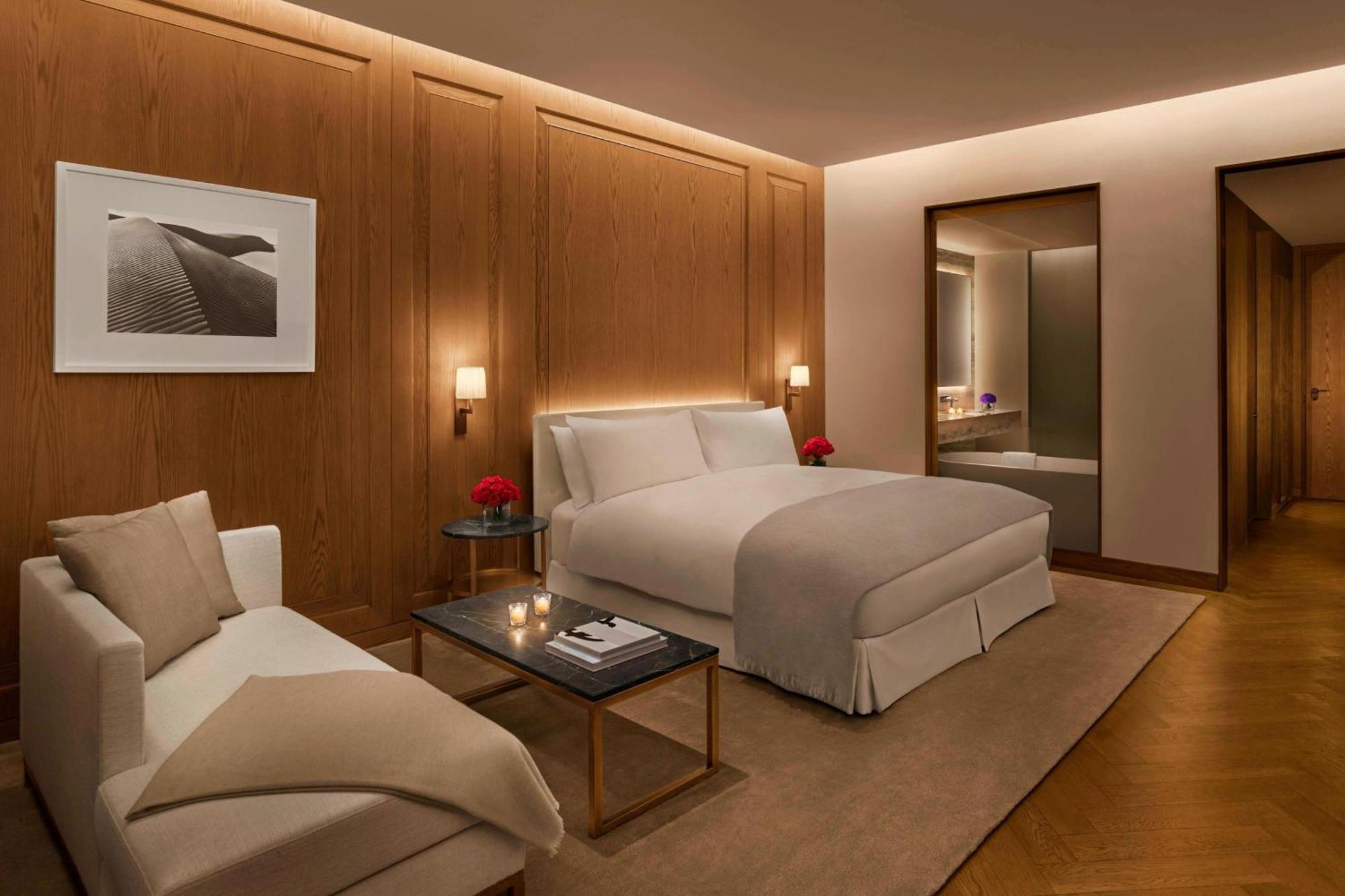 The Abu Dhabi Edition Exterior photo A bedroom at The London Edition