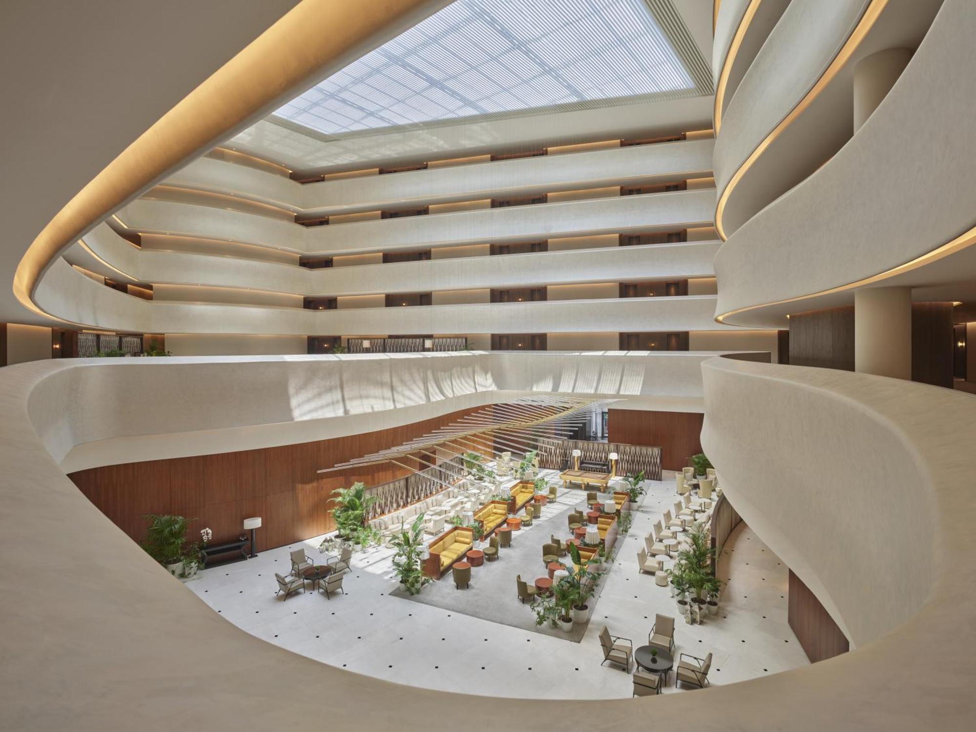 The Abu Dhabi Edition Exterior photo The hotel's atrium