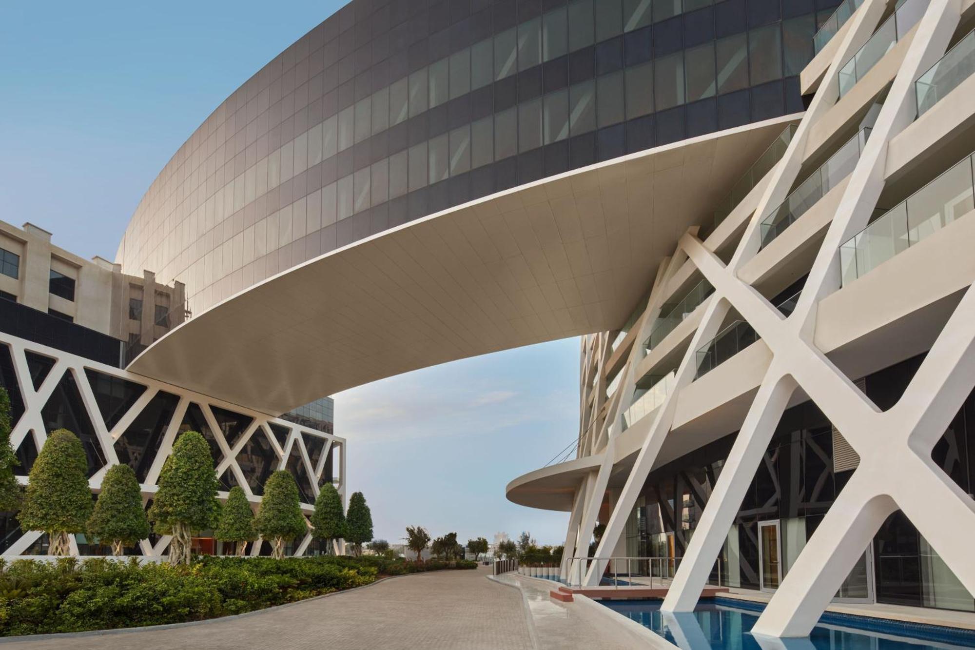 The Abu Dhabi Edition Exterior photo The new building of the University of Patras